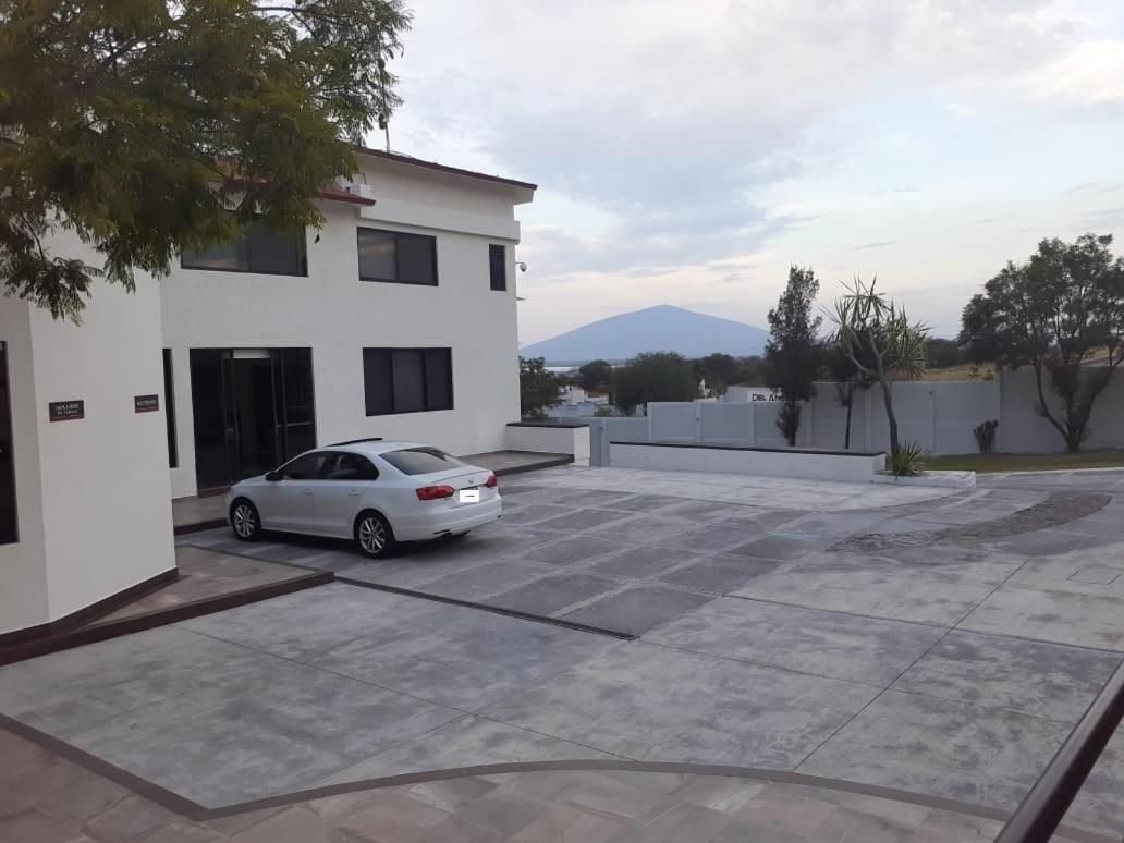 Hotel Candelero Yuriria Bagian luar foto