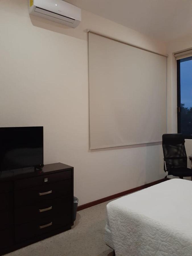 Hotel Candelero Yuriria Bagian luar foto