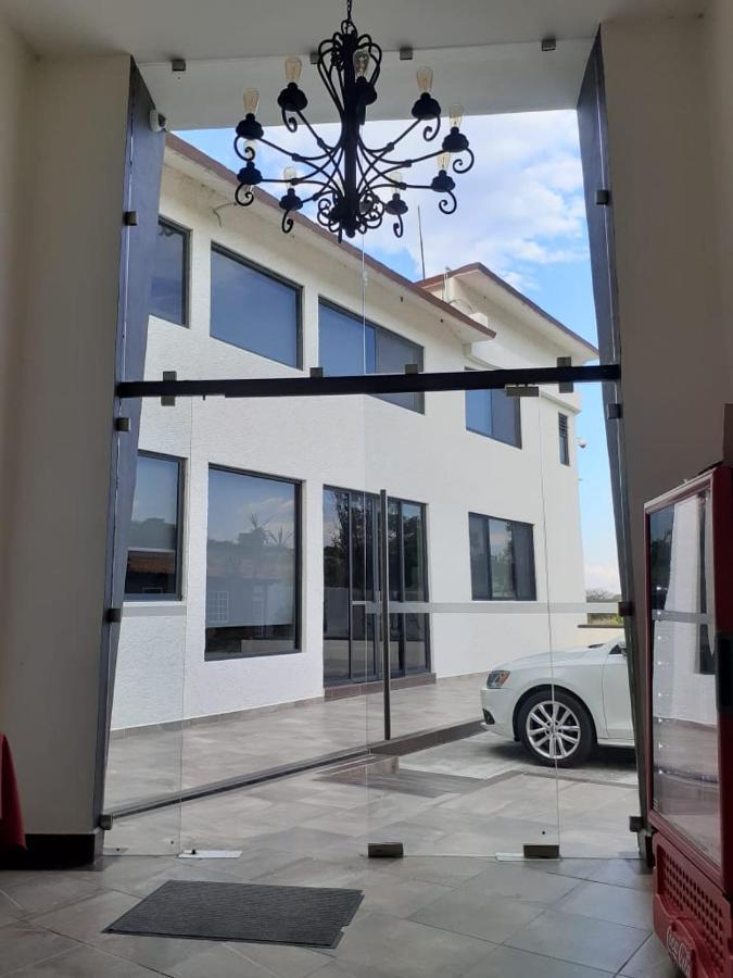 Hotel Candelero Yuriria Bagian luar foto